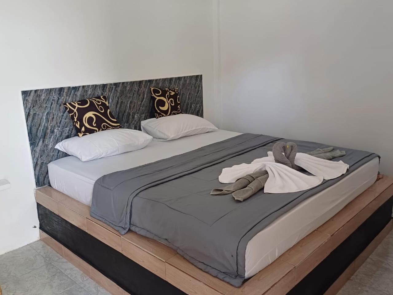 Black Sweet Homestay Dua Νησιά Γκίλι Εξωτερικό φωτογραφία